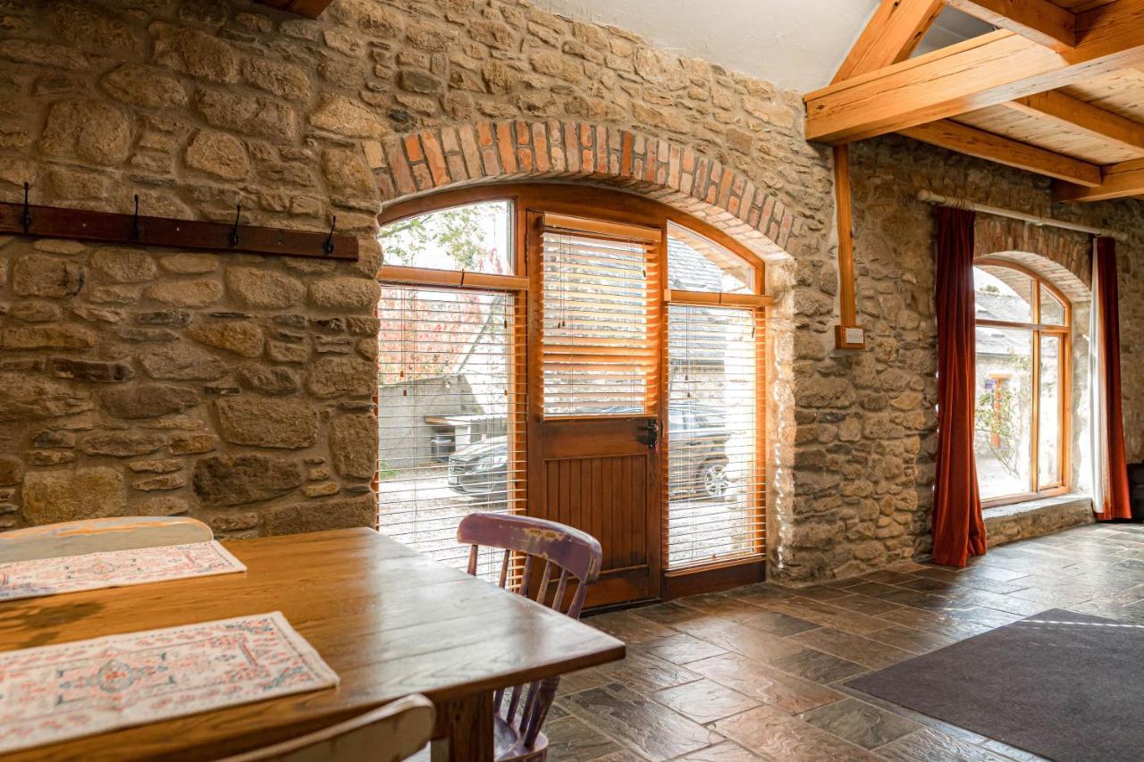 Ferry House Holidays Нью-Росс Екстер'єр фото